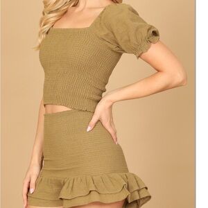 Ruffle 2pc set (Tan)